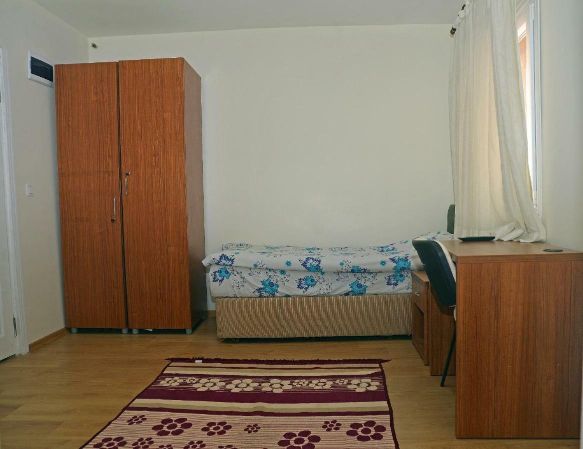 Vatan Yurt Hostel Istanbul Ngoại thất bức ảnh